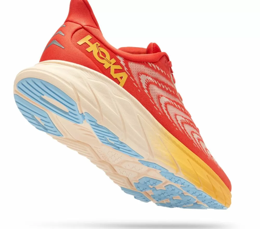 * Hoka Men's Arahi 6