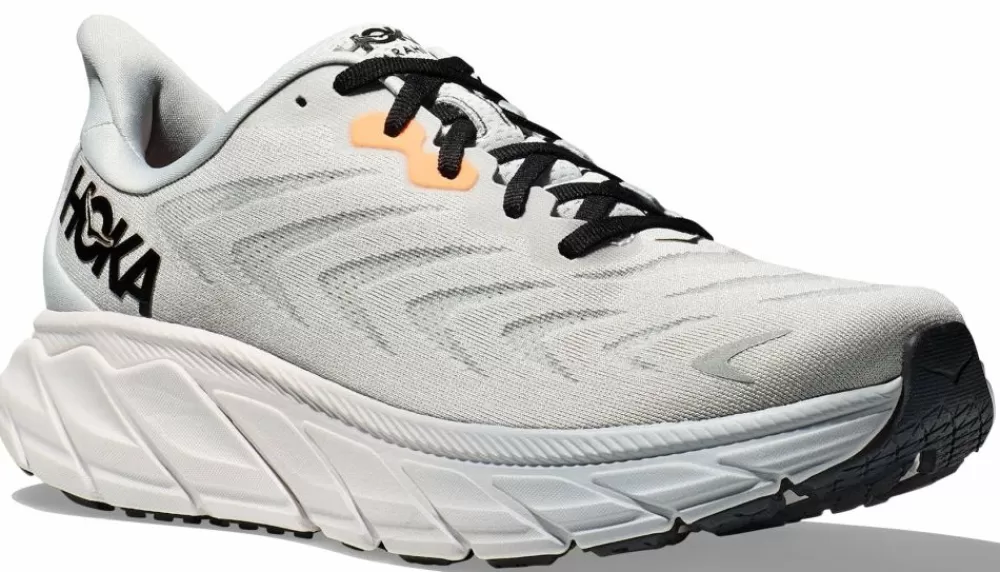 * Hoka Men's Arahi 6