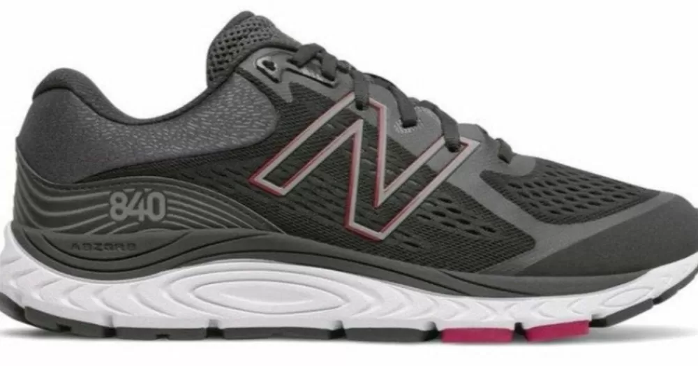 * New Balance Men's 840 V5