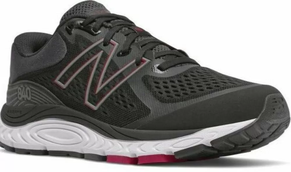 * New Balance Men's 840 V5